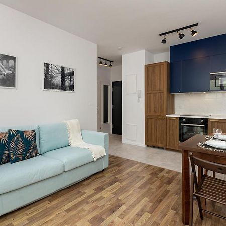 Stacja Wola Apartments With Parking By Noclegi Renters ワルシャワ エクステリア 写真
