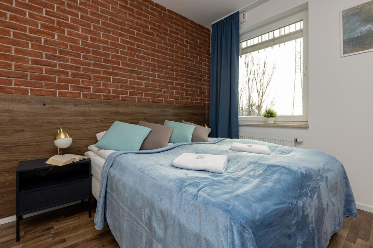 Stacja Wola Apartments With Parking By Noclegi Renters ワルシャワ エクステリア 写真