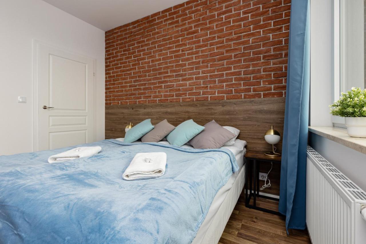 Stacja Wola Apartments With Parking By Noclegi Renters ワルシャワ エクステリア 写真