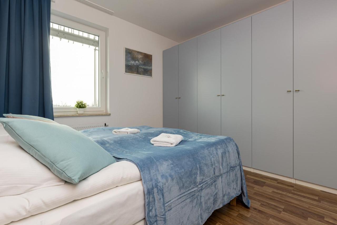 Stacja Wola Apartments With Parking By Noclegi Renters ワルシャワ エクステリア 写真